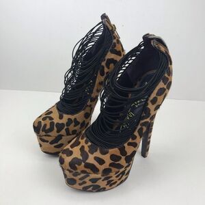 London Trash Pumps Heels 